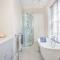 George Street Boutique Apartments with Free Parking