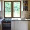 Cozy Home In Kolczewo With Kitchen