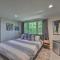 Chic House with Private Dock on Lake Hartwell!