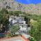 Holiday house with a swimming pool Omis - 19020