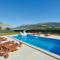 Holiday house with a swimming pool Dugopolje, Zagora - 19033 - Dugopolje