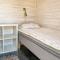 5 Bedroom Stunning Home In Mellbystrand