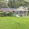 Peaceful Beaufort Home with Front Porch and Grill - Beaufort