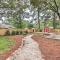 Peaceful Beaufort Home with Front Porch and Grill - Beaufort