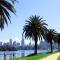 Rooftop infinity pool - St Kilda luxury