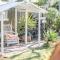 Salt Bush Beach House~the ultimate Fleurieu escape