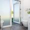 Luxury Lakeside Retreat with Spa-By Traum - Glesborg