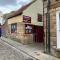Annie’s cottage , Whitby . Beautiful sea views - Whitby