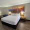 Days Inn by Wyndham Birmingham/West - Birmingham