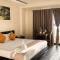 Navarro Hotel - 卡迪克兰