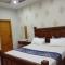 Lavish Residency Guest House Fasial Town