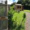 Luxury Railway carriage with own private hot tub - Clodock