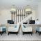 TH BonRoyal Hotel