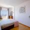 FRONT LiNE OCEAN ViEW 2BeD Wi-Fi YOUR HOLiDAY HOME