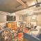 Happy Trails Hideout with New Bunk House and Hot Tub! - Yantis