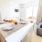 Family friendly apartments with a swimming pool Brela, Makarska - 19998