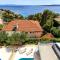 Family friendly apartments with a swimming pool Brela, Makarska - 19998