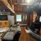 Indian AK 25 min to Anchorage & 25 min to Girdwood
