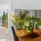 3 Bedroom Penthouse - Short Walk to Sandstone Point