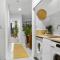3 Bedroom Penthouse - Short Walk to Sandstone Point