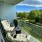 Clyde-Premium Lelle Waterfront Private Apartment