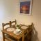 Home From Home Cosy 2 Bed Apartment