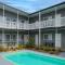 Pacific Motel 07