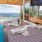 Panoramic Leisure Retreat