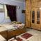 Azzam Guest House 1 families only