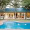 Batonka Guest Lodge