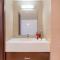 Napa Mermaid Design Hotel & Suites
