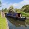 Narrow Escape - 50ft Boat on the Grand Union Canal, near Tring - Tring
