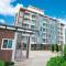 BBG Seaside Luxurious Service Apartment