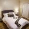 Lux 2BD 2BA minutes from the water - بينساكولا