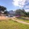 Twilight Ranch - 6 acre ranch w/hot tub and dog friendly! - Luckenbach