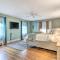Large Private Yard: Grand Worcester Getaway