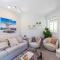 Panoramic Views from this gorgeous 2 Bed Property - Village Location