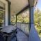 Panoramic Views from this gorgeous 2 Bed Property - Village Location
