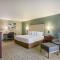 Best Western Harbour Pointe Lakefront