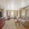 Best Western Harbour Pointe Lakefront