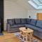 5 Bedroom Amazing Home In Spangereid