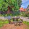 Renovated North Bend Cottage Near Eateries!