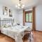 Amazing Home In El Gastor