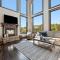 Altitude Adjustment- Panoramic Views, Sleeps 12