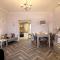 4BR Elegant Stay Golden Triangle Parking
