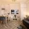 4BR Elegant Stay Golden Triangle Parking