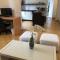 studio e - Quiet central business one bedroom apartment for 3 guests