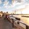 studio e - Quiet central business one bedroom apartment for 3 guests