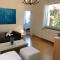 studio e - Quiet central business one bedroom apartment for 3 guests