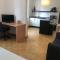 studio e - Quiet central business one bedroom apartment for 3 guests